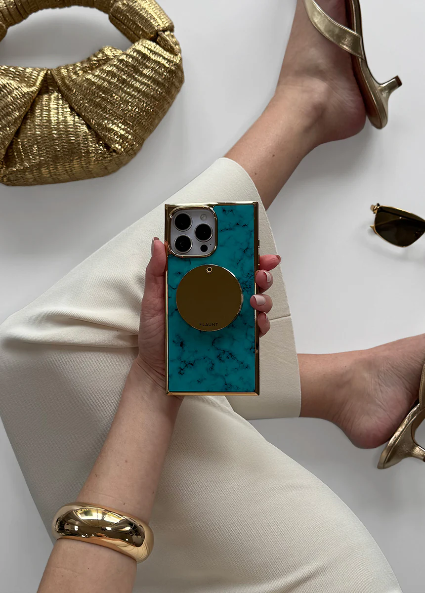 Gold Metallic MagSafe Compact Mirror (Works with MagSafe Cases Only) - Image 6
