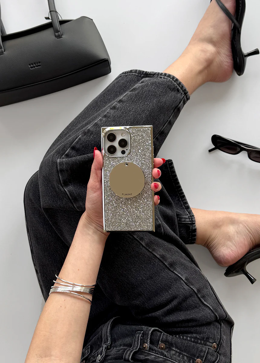 Silver Metallic MagSafe Compact Mirror (Works with MagSafe Cases Only) - Image 6